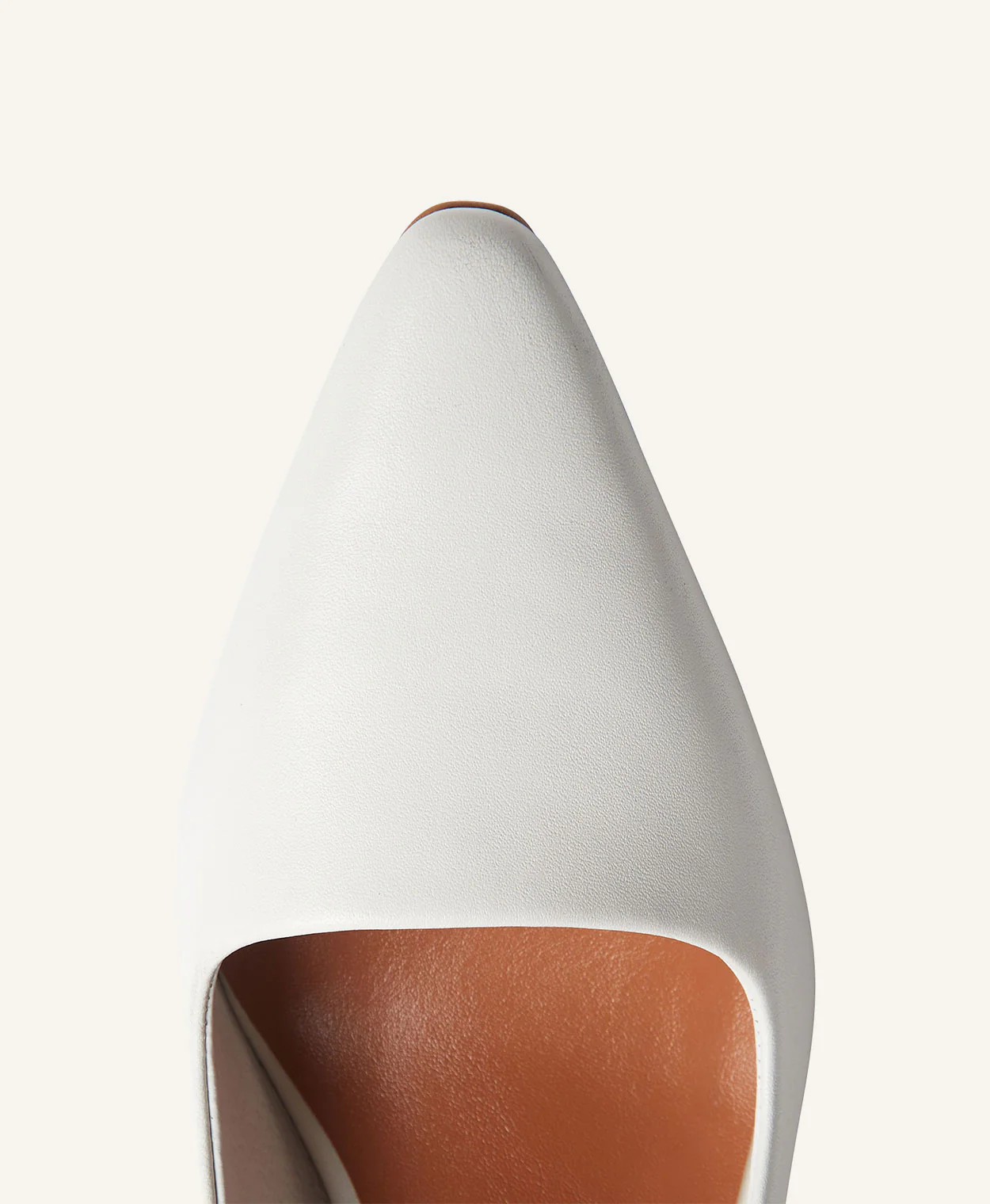 Margot Heel - Image 5